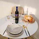 Studio Lounge